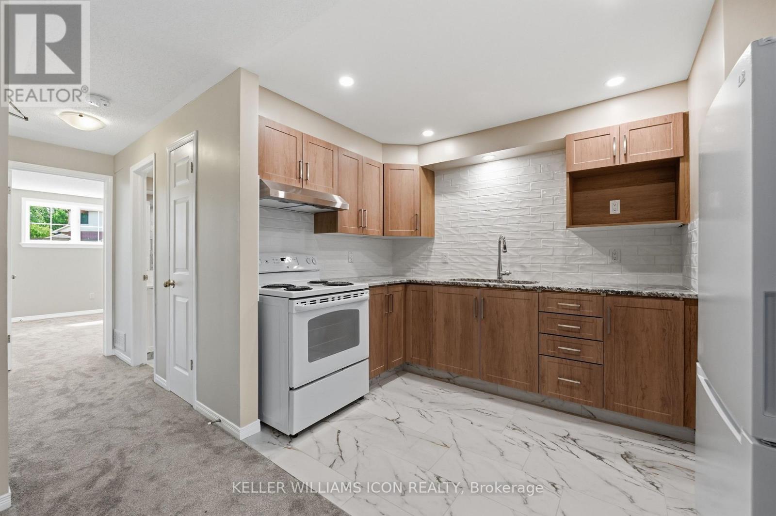 4 Bed, 4 Bath House for Sale in Ottawa – 43 THORNBURY CRESCENT, Ottawa – MLS# X13773190 - Image 29