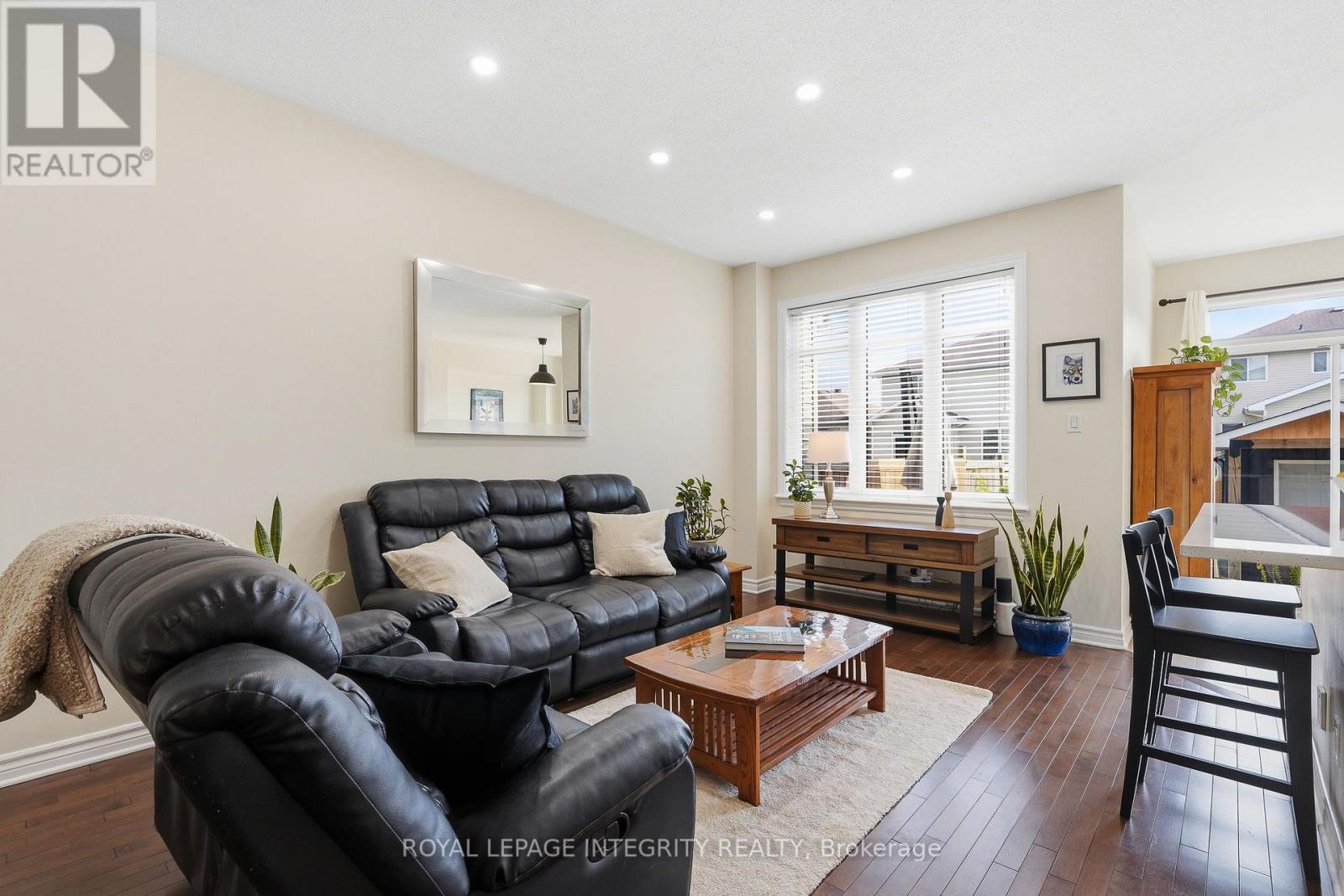 3 Bed, 3 Bath House for Sale in Ottawa – 427 SULTAN STREET, Ottawa – MLS# X13773204 - Image 10