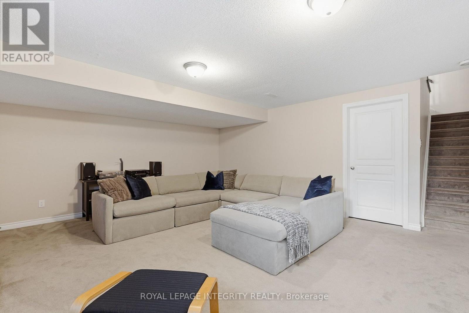 3 Bed, 3 Bath House for Sale in Ottawa – 427 SULTAN STREET, Ottawa – MLS# X13773204 - Image 31