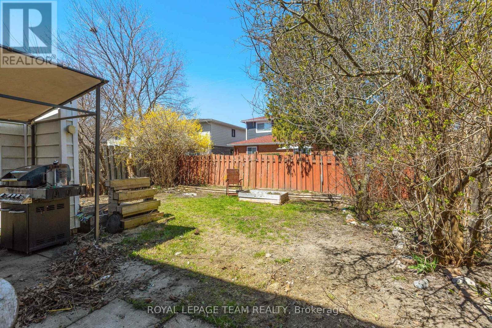 4 Bed, 3 Bath House for Sale in Ottawa – 25 GRADY CRESCENT, Ottawa – MLS# X13773218 - Image 46