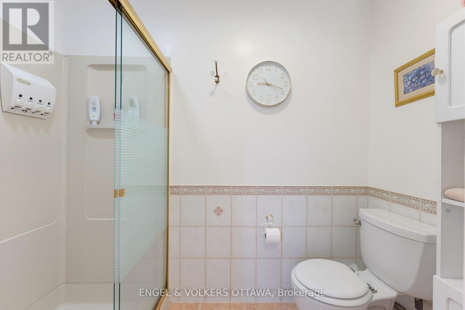 736 HAUTEVIEW CRESCENT - Image 25
