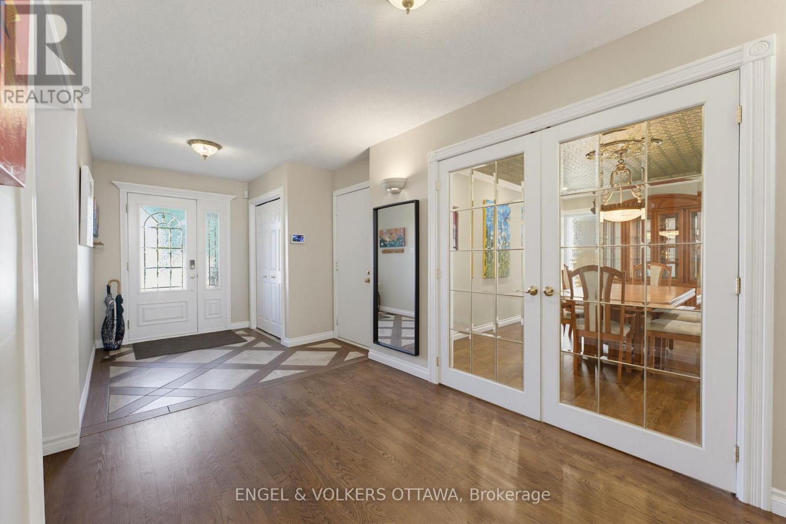736 HAUTEVIEW CRESCENT - 3