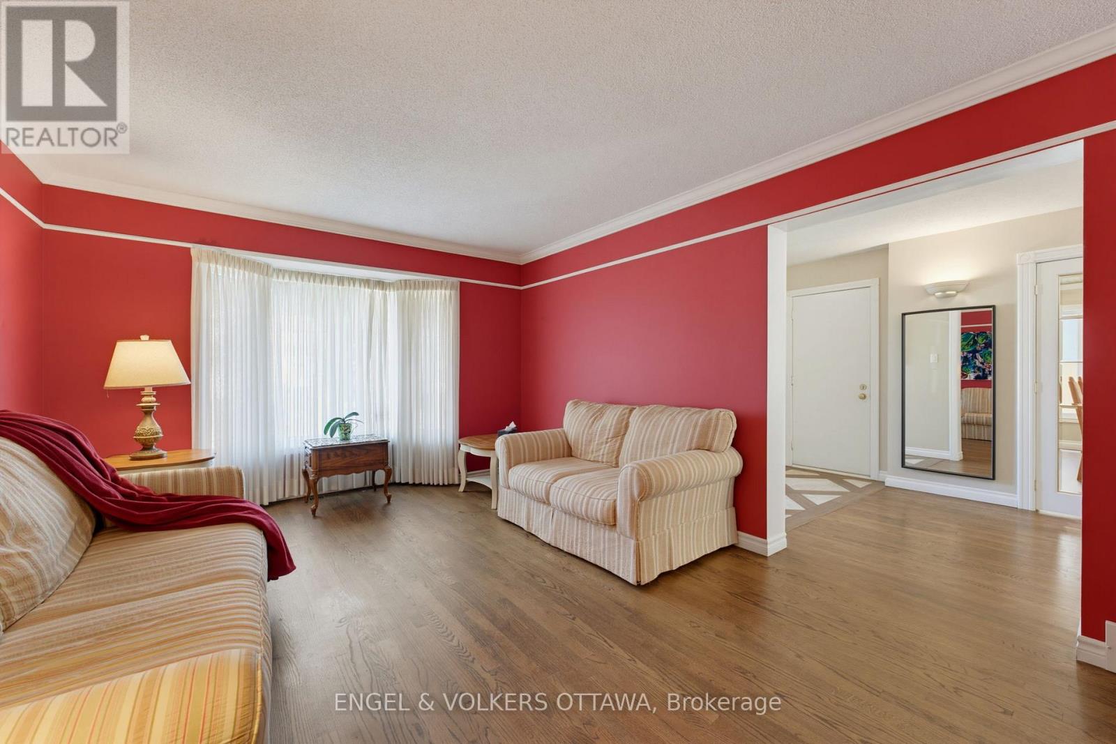 736 HAUTEVIEW CRESCENT - 5