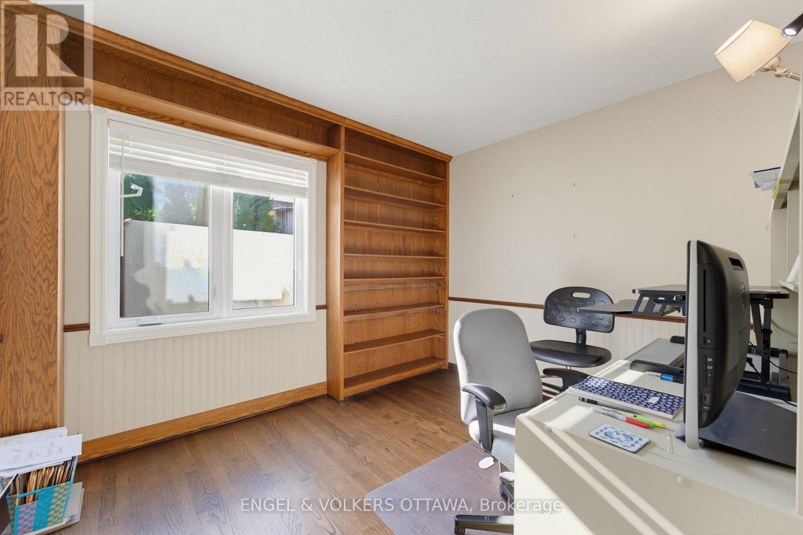 736 HAUTEVIEW CRESCENT - 8