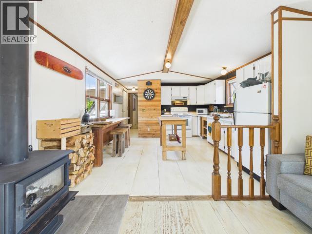 98-7624 DUNCAN STREET, Powell River
