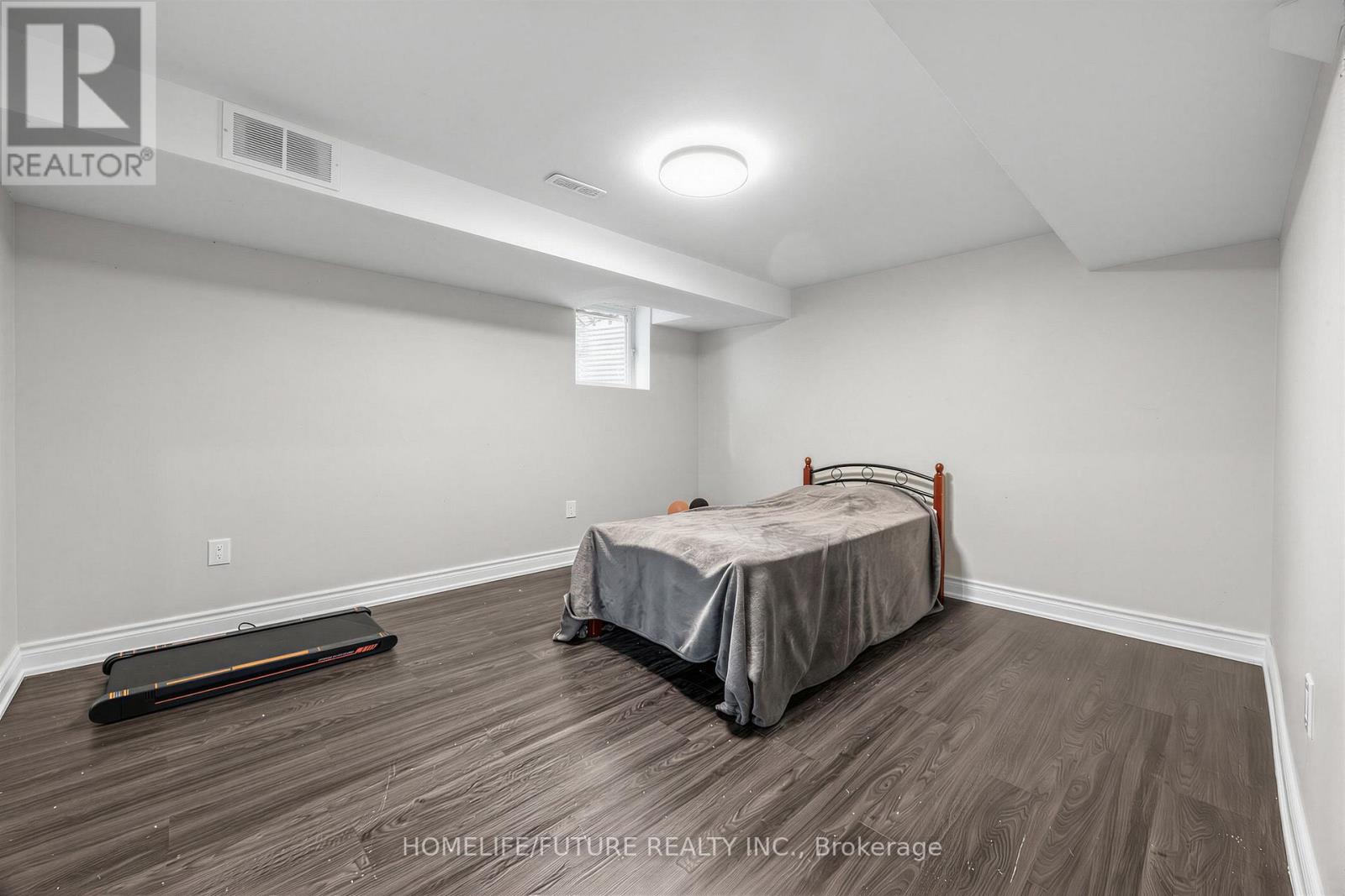 123 BENNETT AVENUE - Image 28