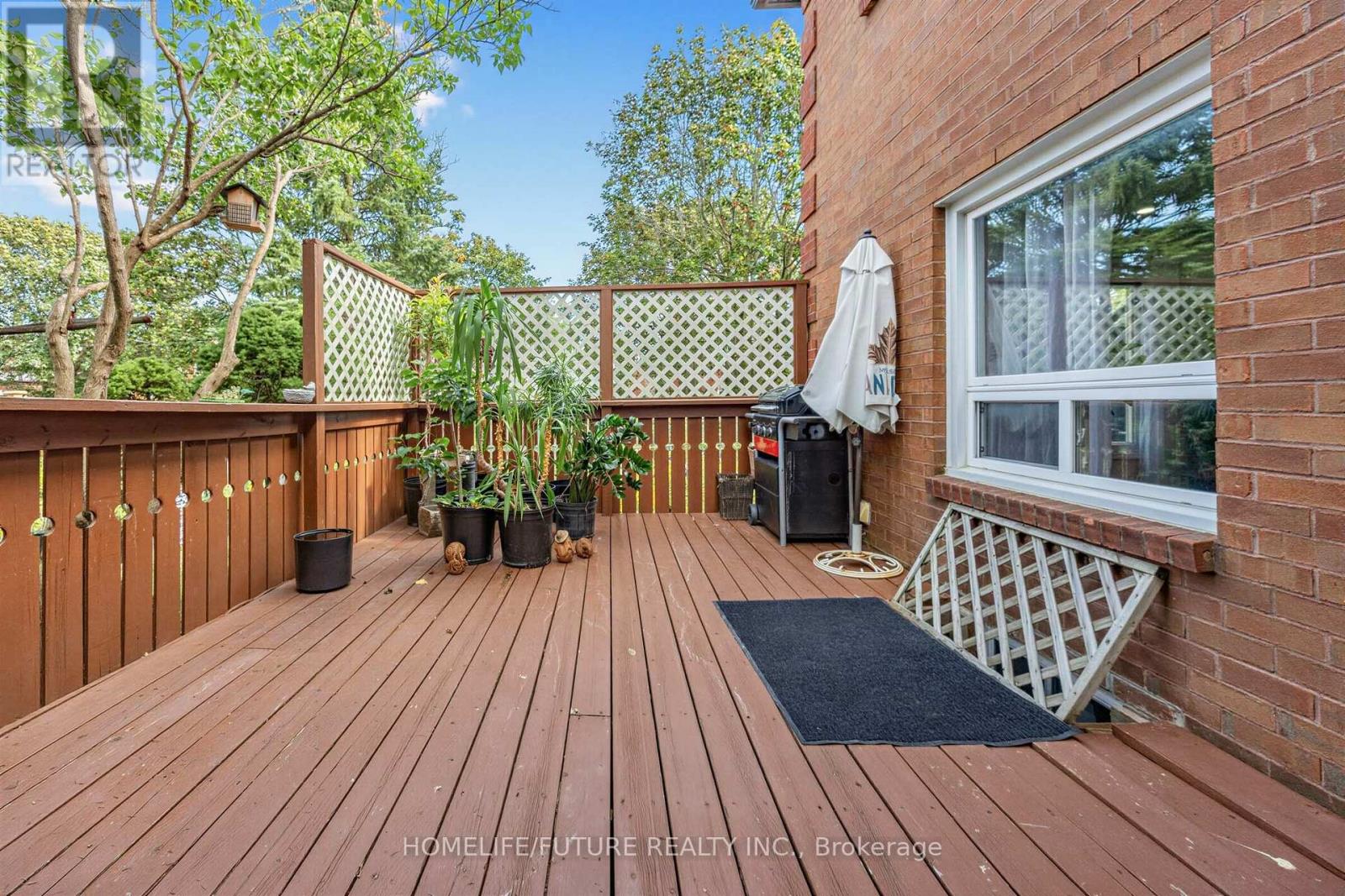 123 BENNETT AVENUE - Image 32