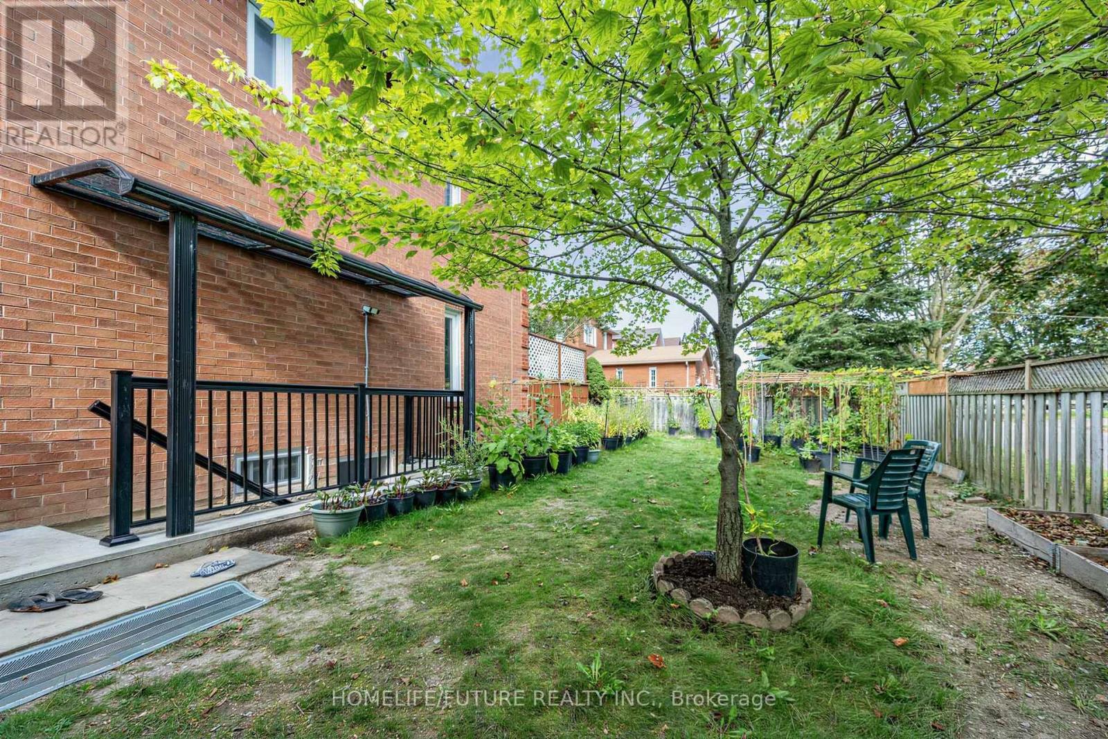 123 BENNETT AVENUE - 34