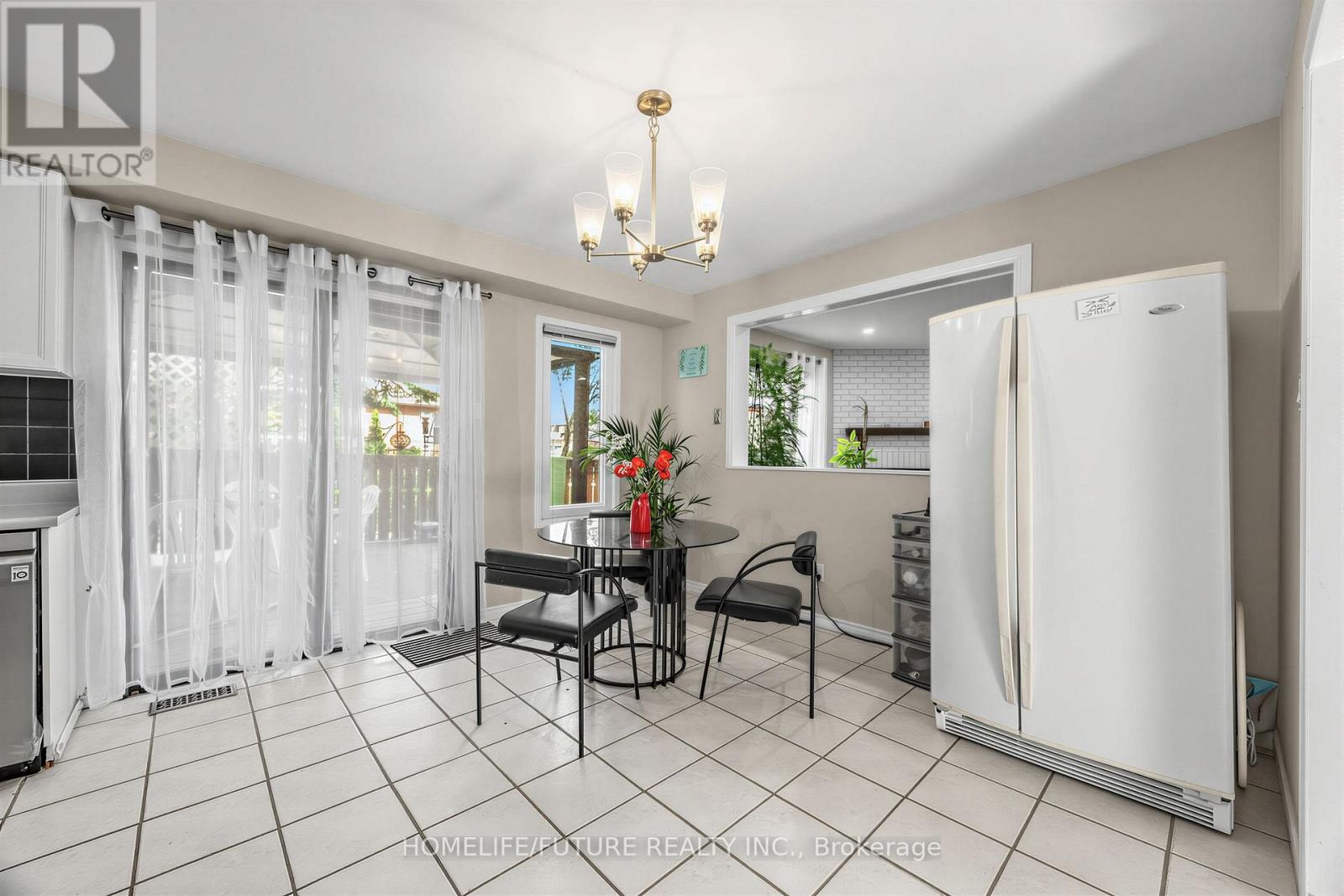 123 BENNETT AVENUE - 6