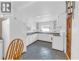 Kitchen - 1488 Pierre Avenue, Windsor, ON N8X4P3 Photo 6