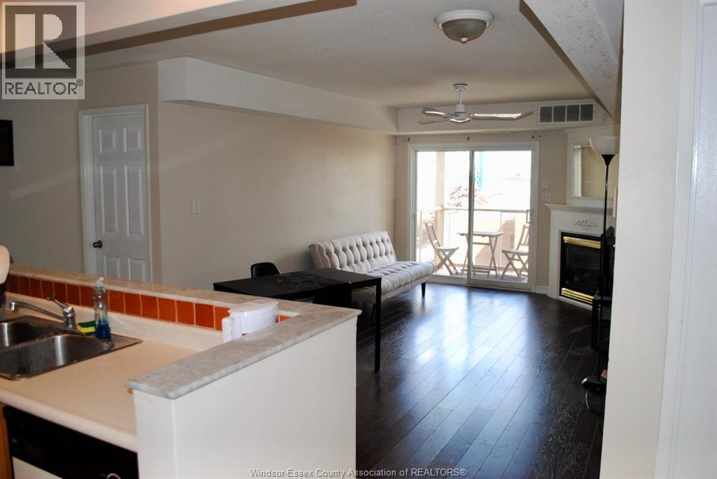 3000 SANDWICH STREET Unit# 410, Windsor — photo 6