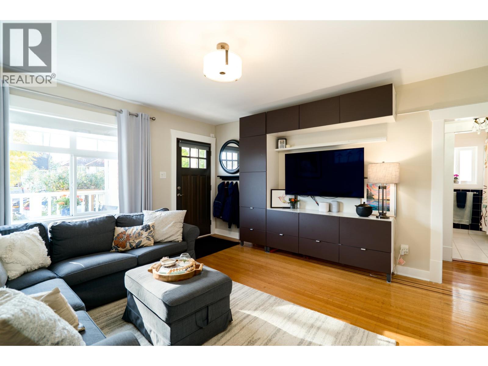 2267 NAPIER STREET, Vancouver — photo 8