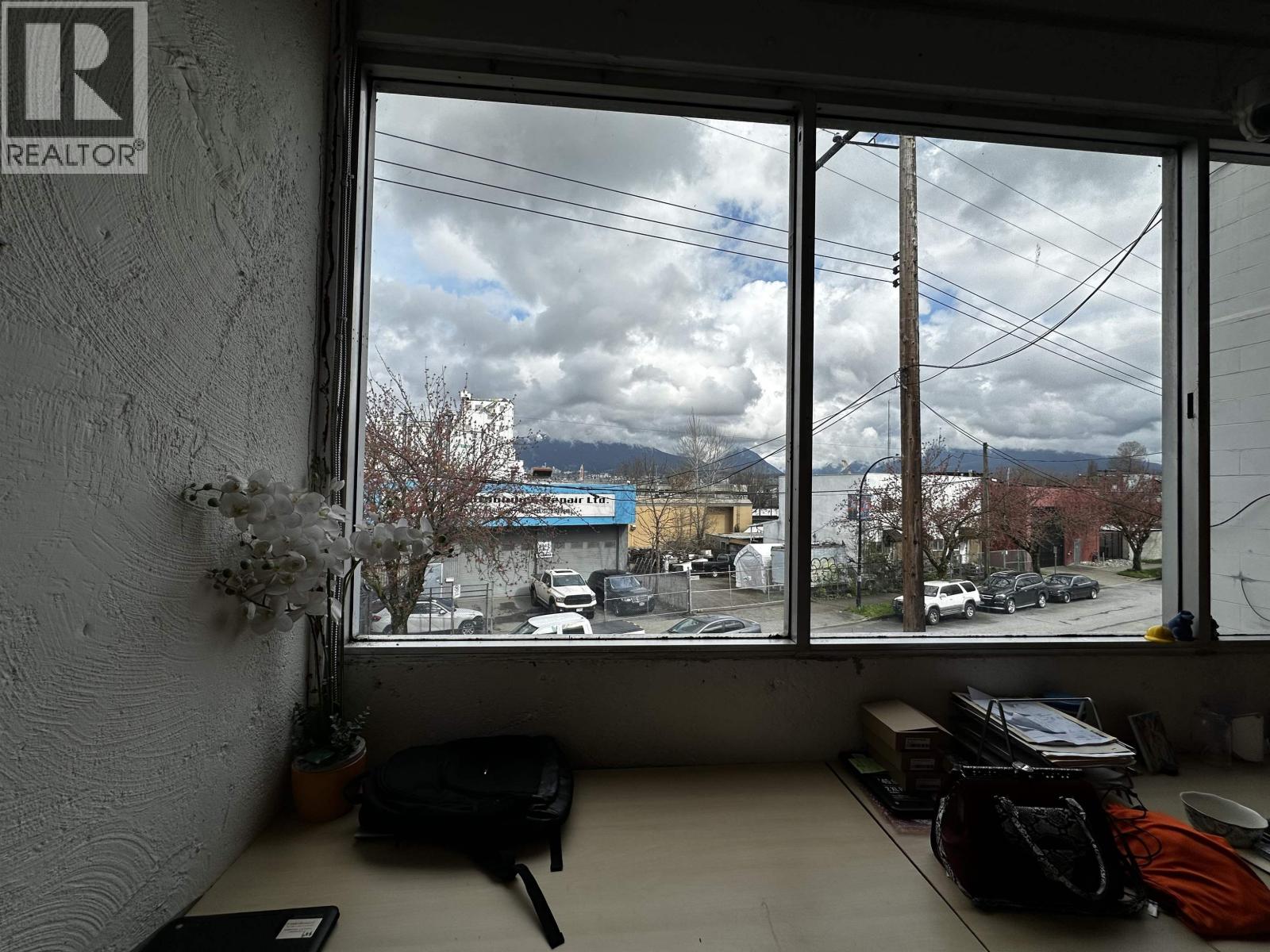 1834 TRIUMPH STREET, Vancouver — photo 5
