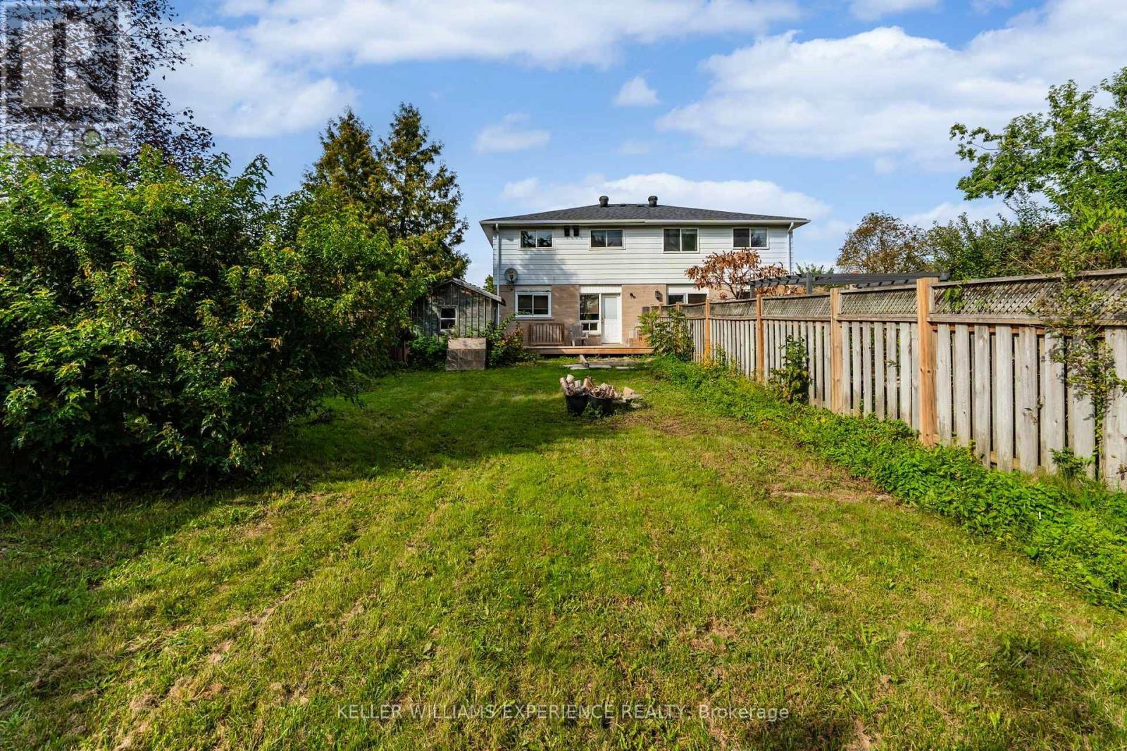 21 B COLLEGE CRESCENT - 21