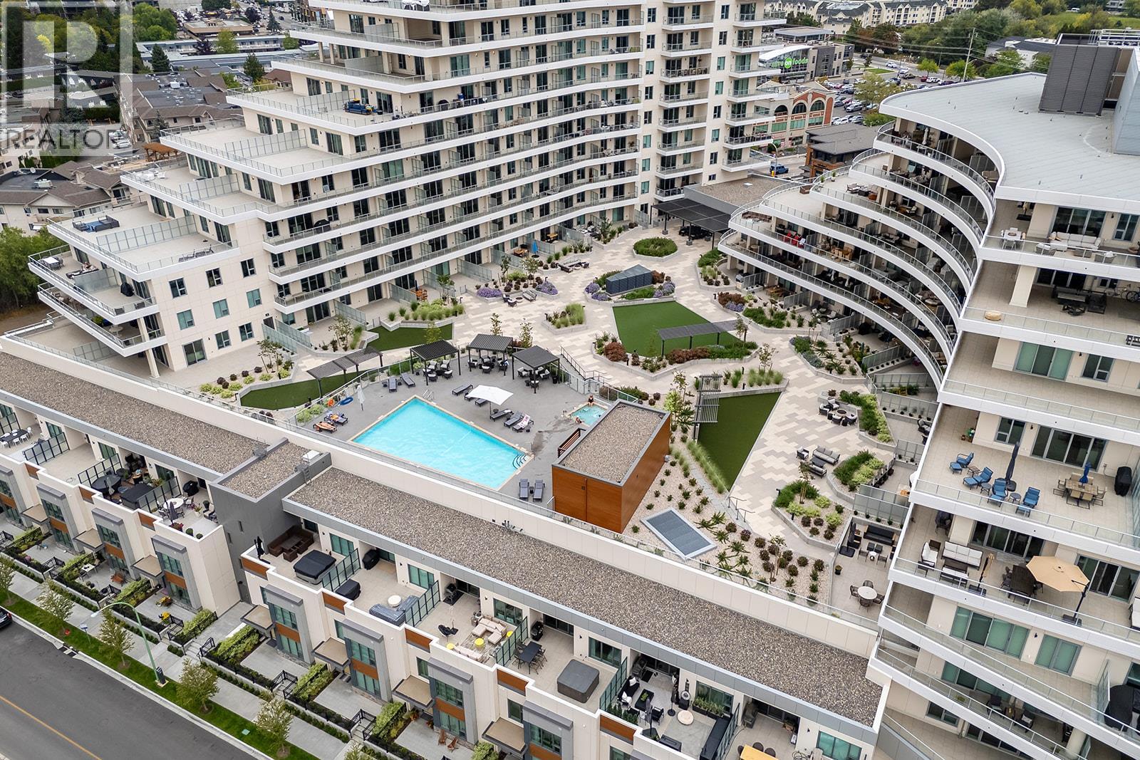 #1101 3300 Lakeshore Drive - 2