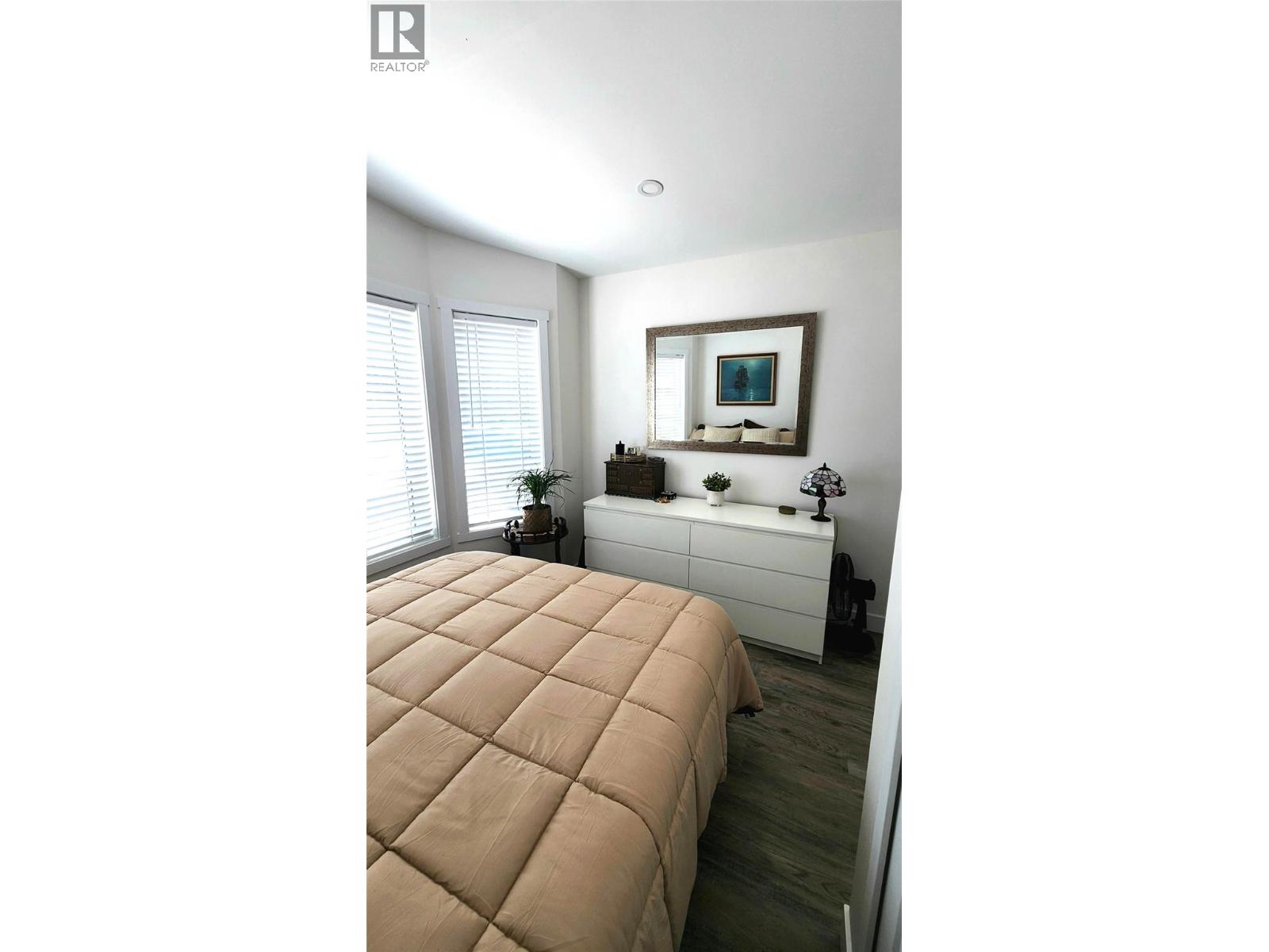 1134 Hawthorn Row - 10