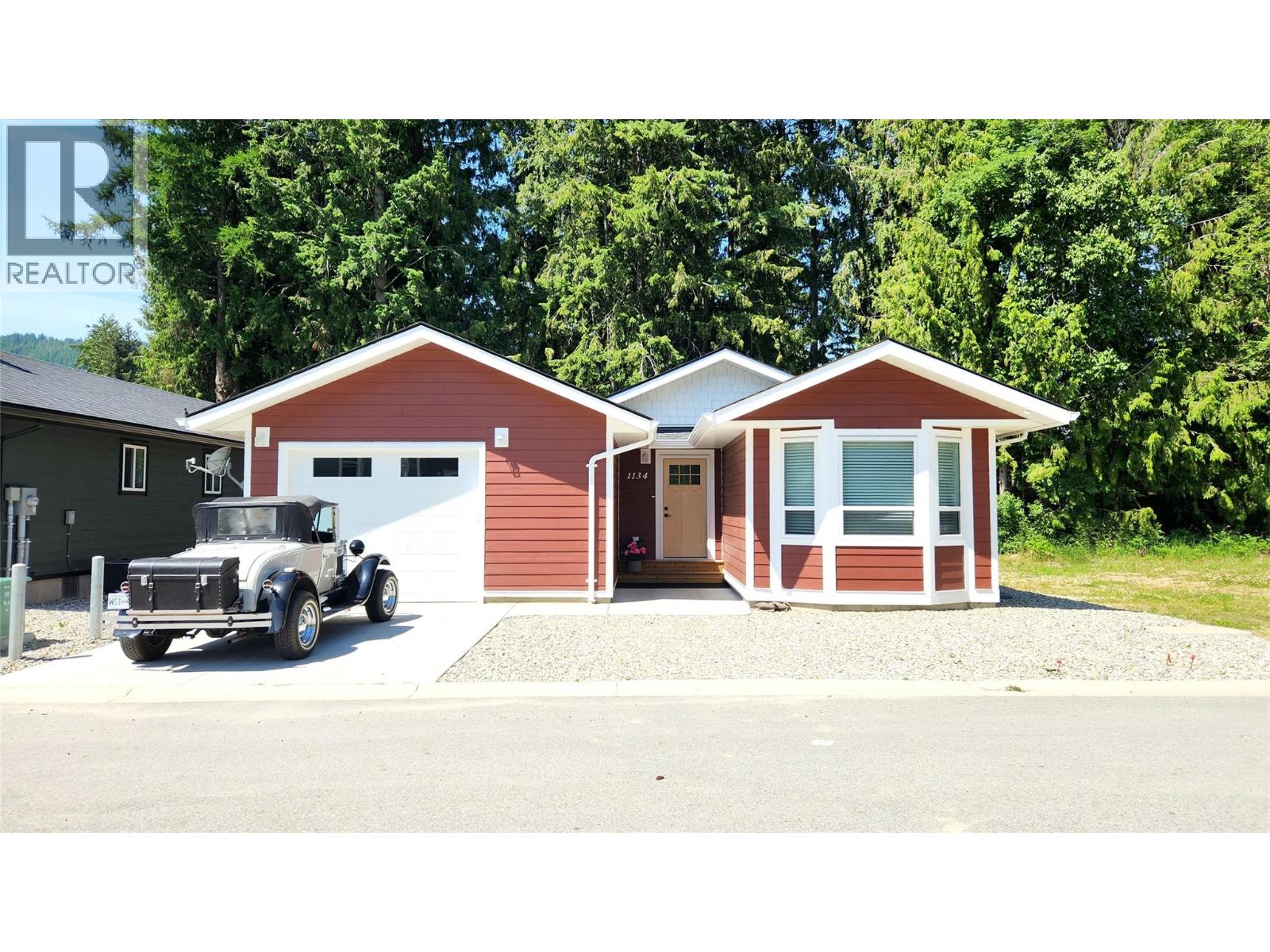 1134 Hawthorn Row - 2