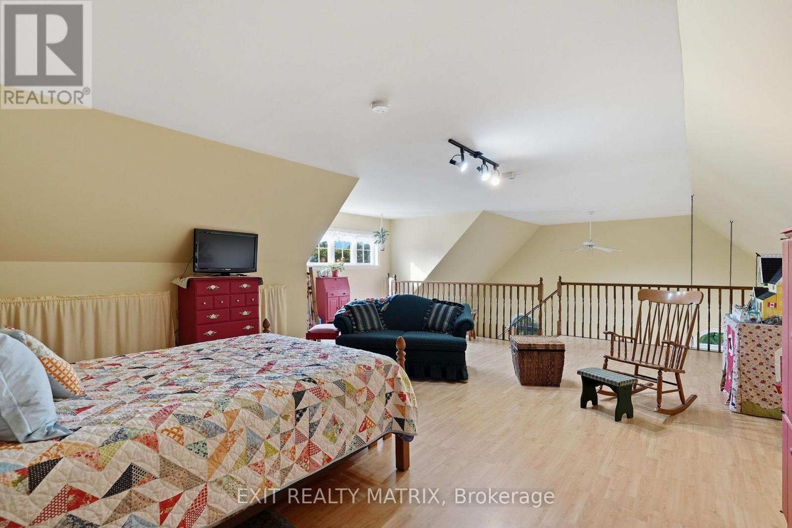 8 RAVARY STREET - Image 25