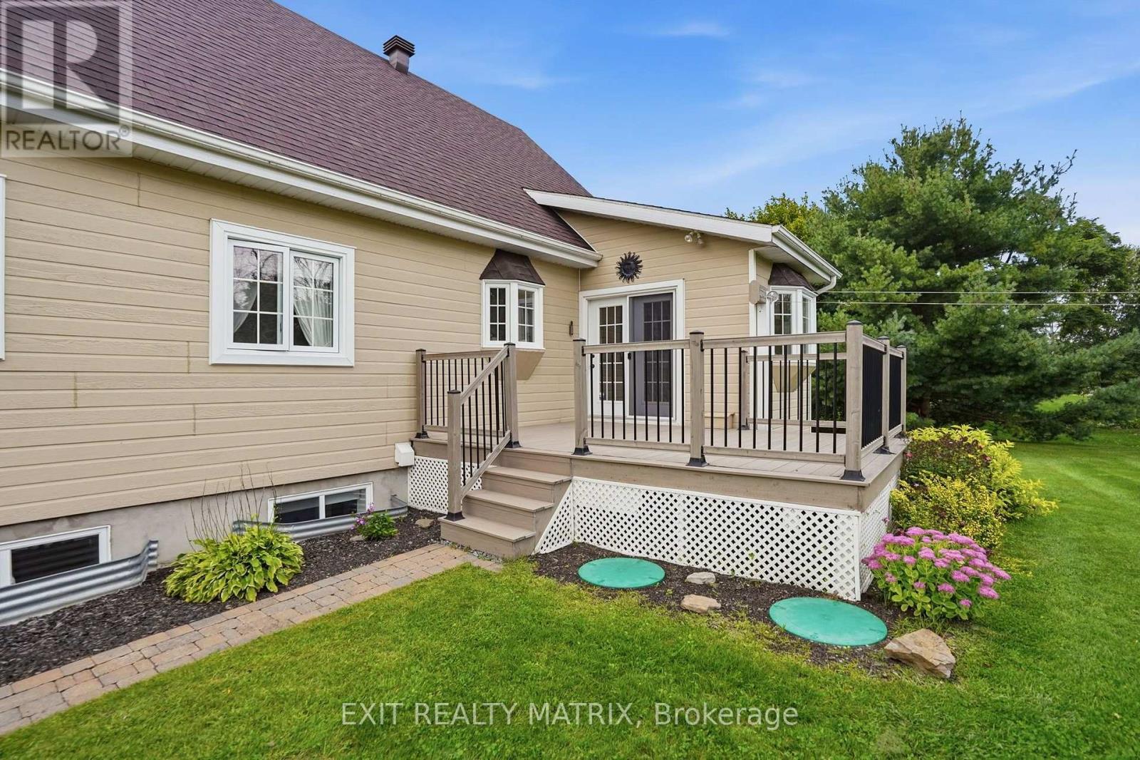 8 RAVARY STREET - 38