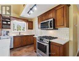 Loft - 8 Ravary Street, Champlain, ON K0B1K0 Photo 10