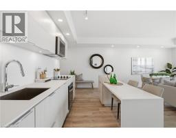 370 Martha Street Unit# 2104, Burlington, ON L7R0G9 Photo 12