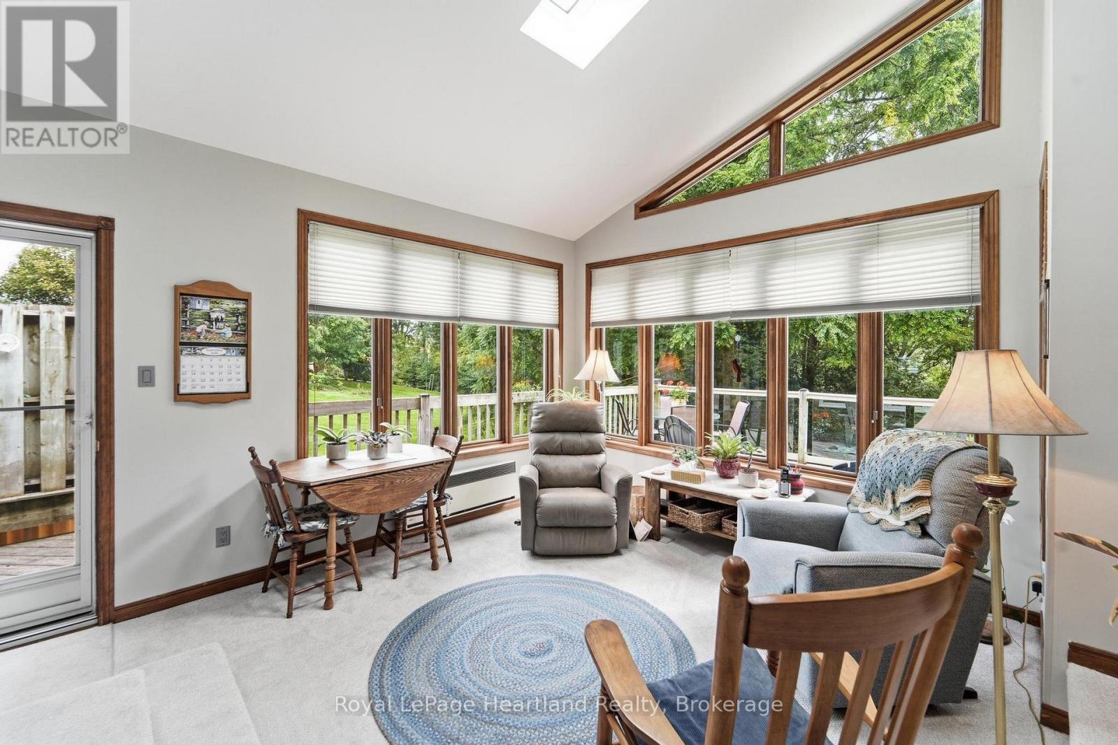 138 VICTORIA TERRACE - 23
