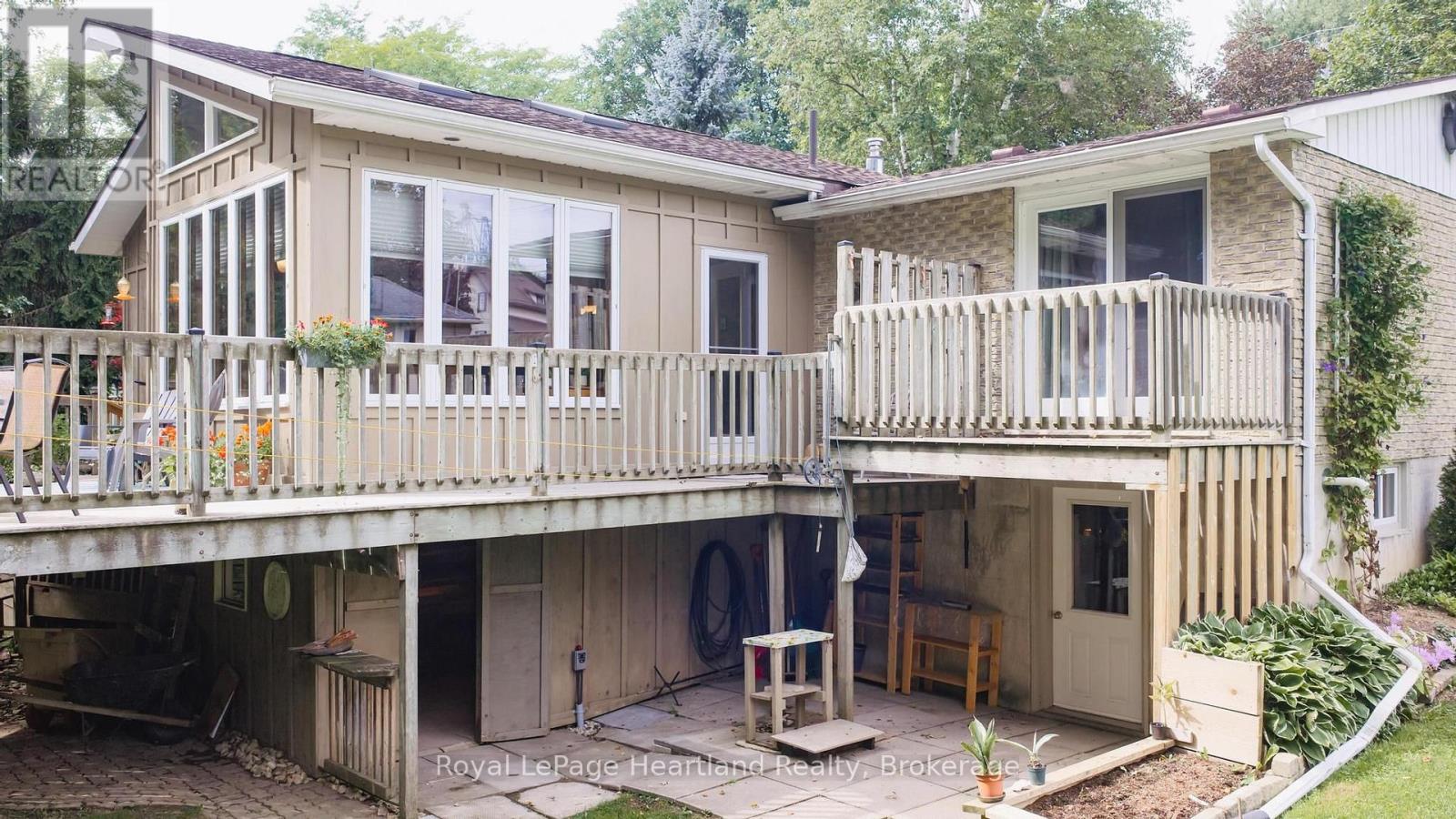 138 VICTORIA TERRACE - 46