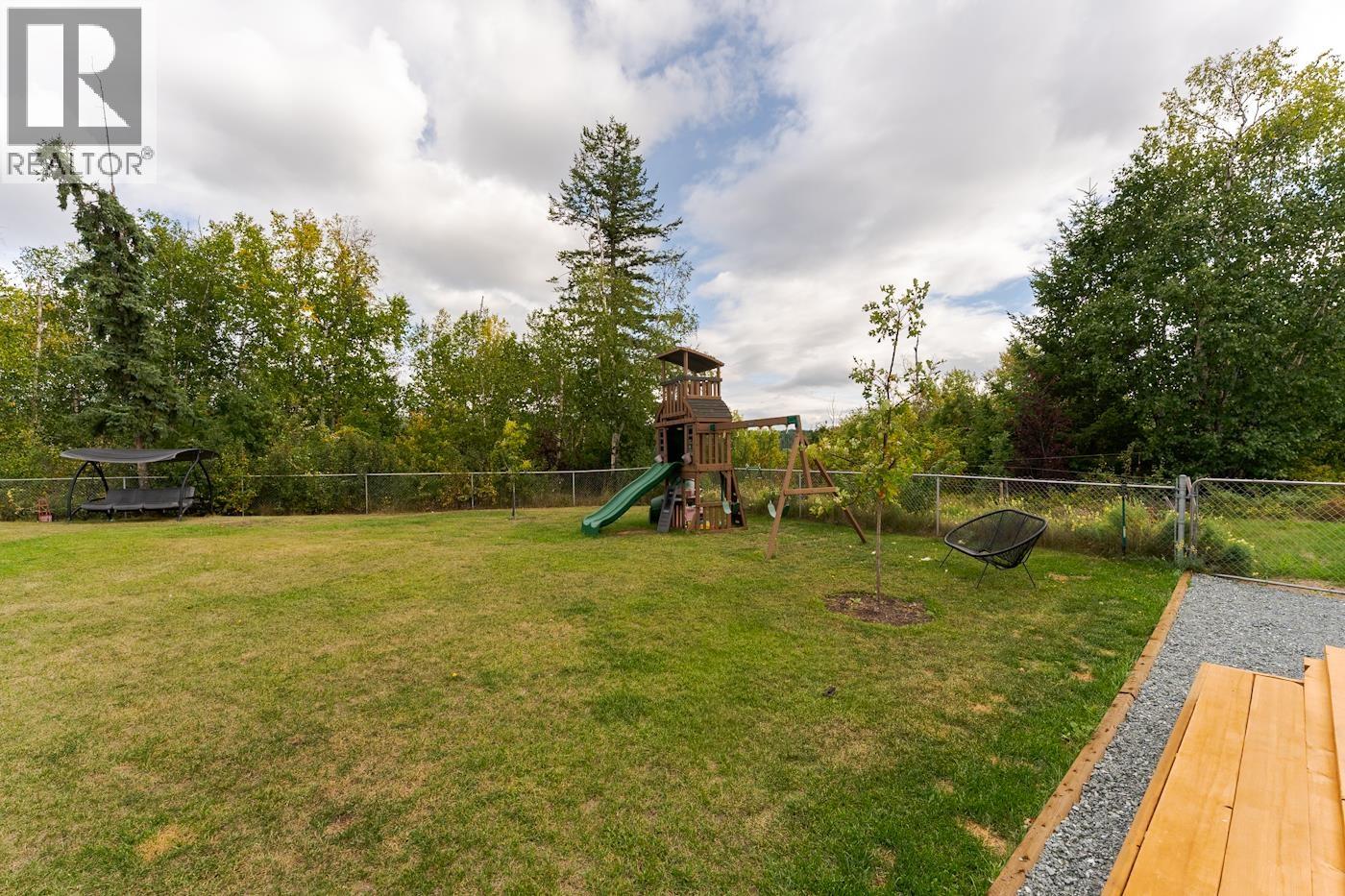 4658 RYSER COURT, Prince George — photo 4
