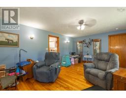 2252 Highway 1, Upper Clements, NS B0S1A0 Photo 13