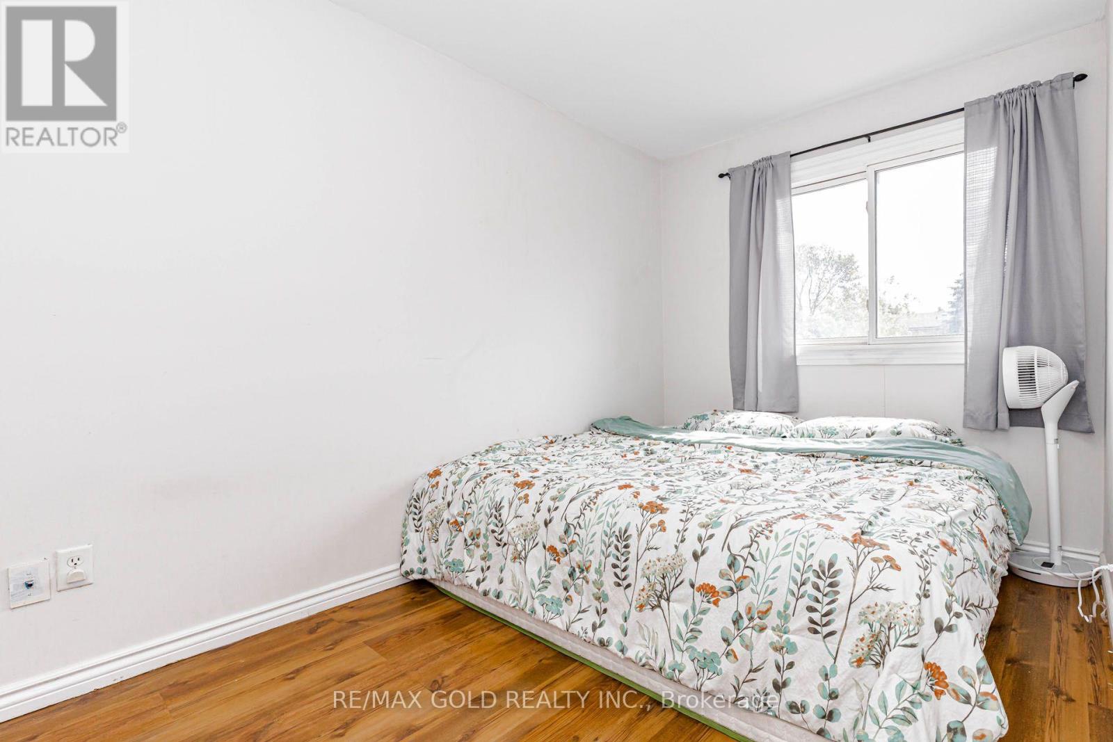 240 SIMMONS BOULEVARD - 21