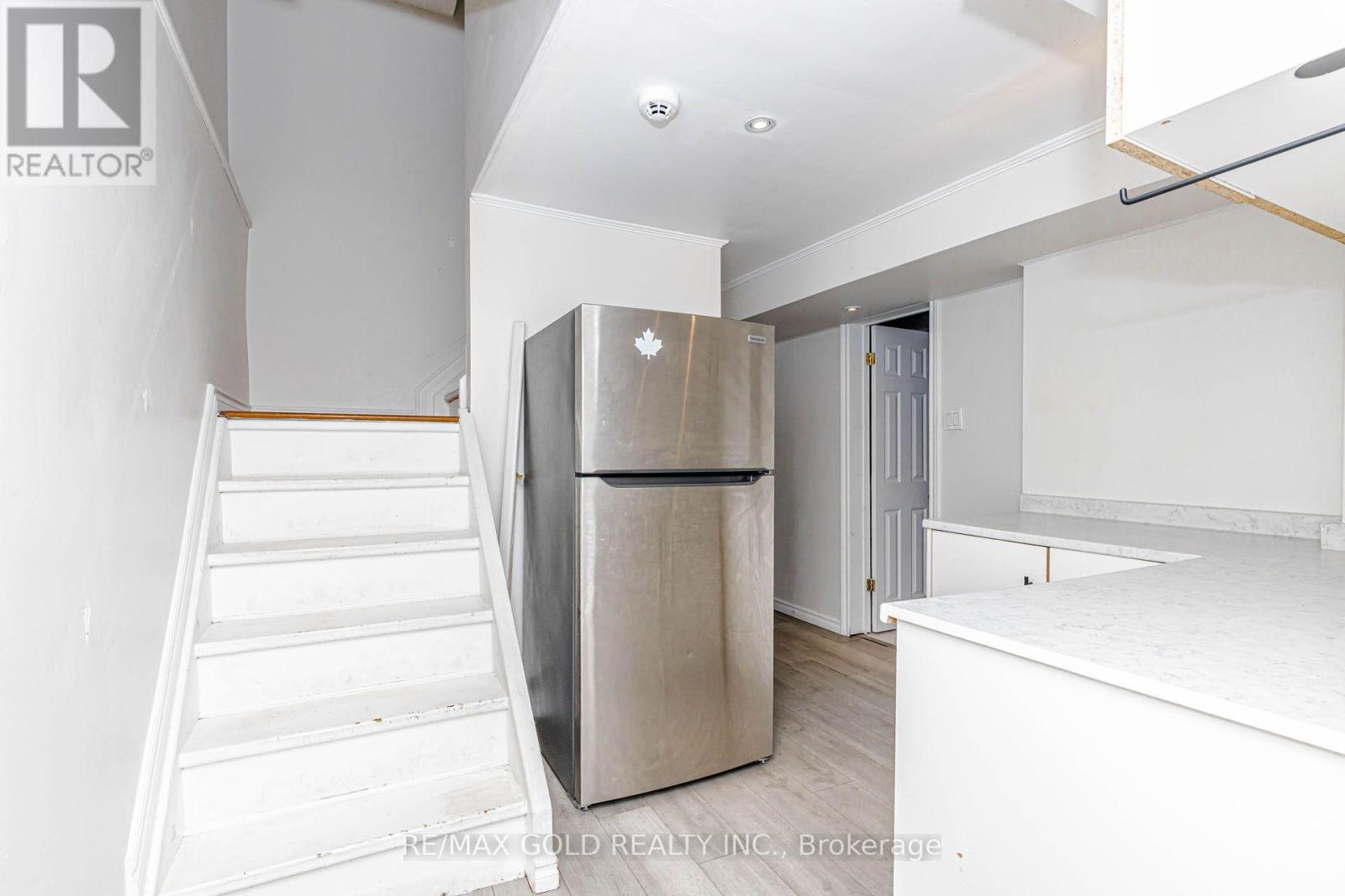 240 SIMMONS BOULEVARD - 26