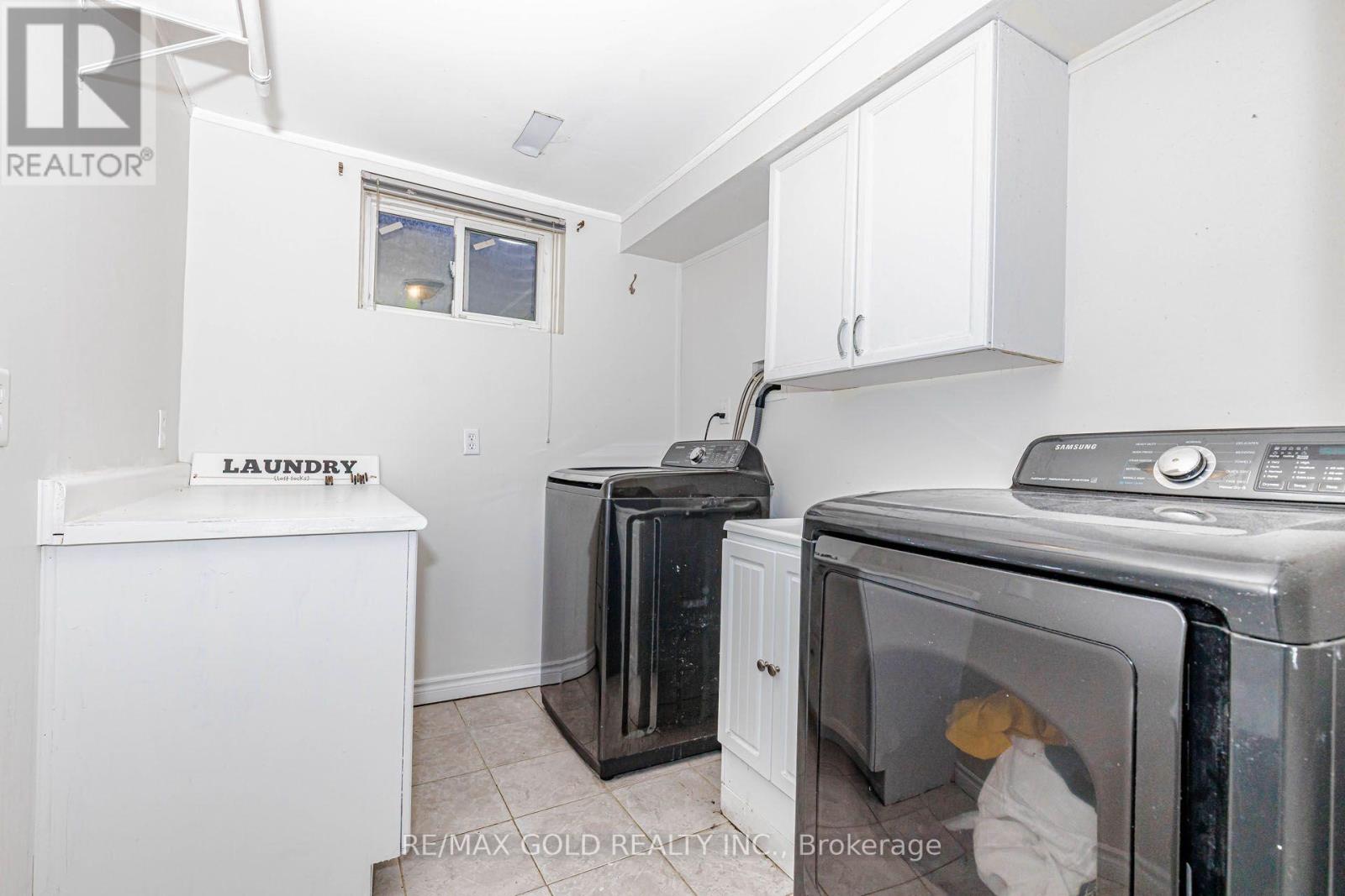 240 SIMMONS BOULEVARD - Image 32