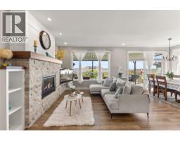Kitchen - 760 Timberline Dr, Campbell River, BC V9H0A3 Photo 11