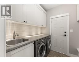 760 Timberline Dr, Campbell River, BC V9H0A3 Photo 25