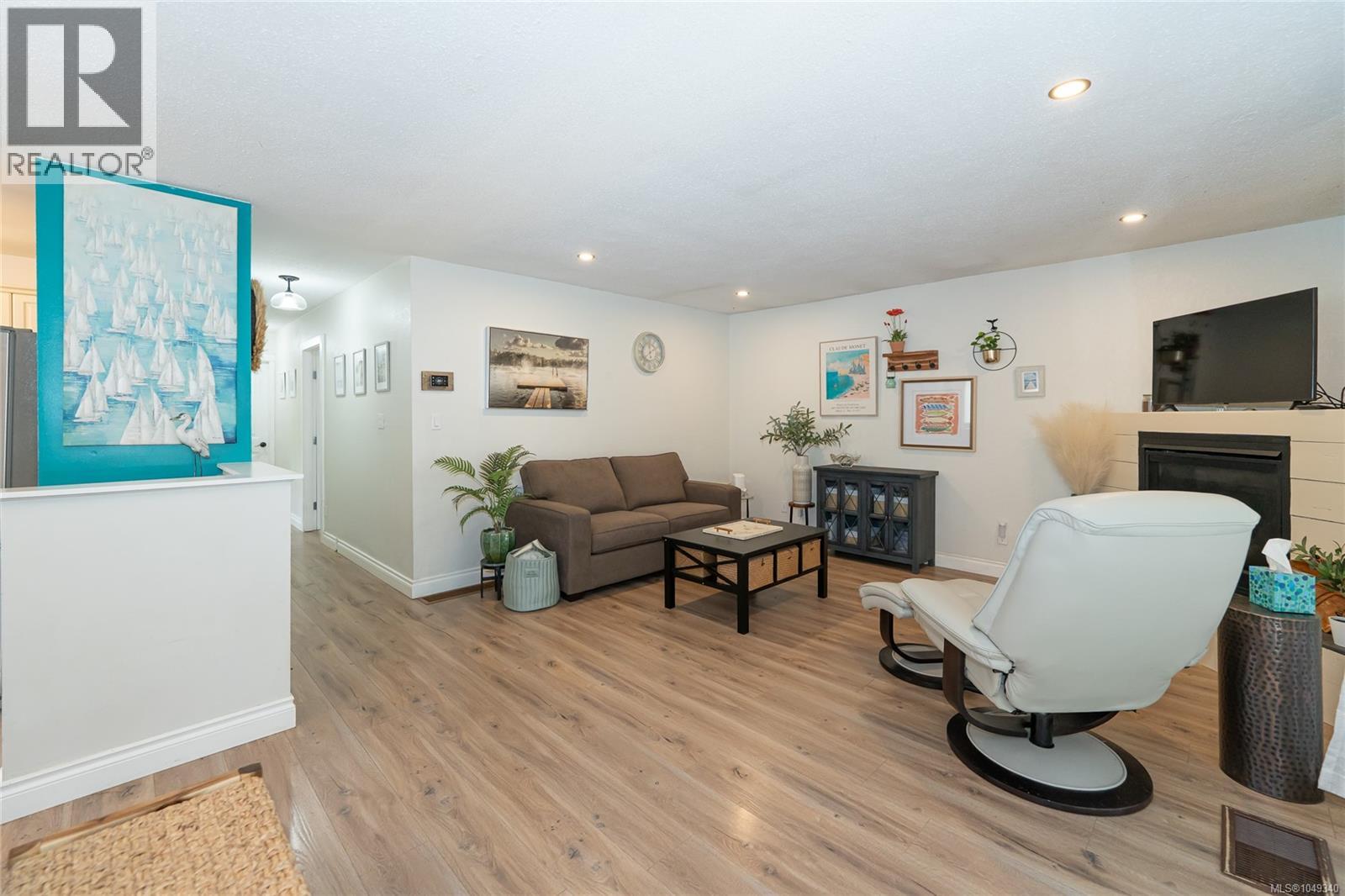 2715 Linden Lane - Image 14