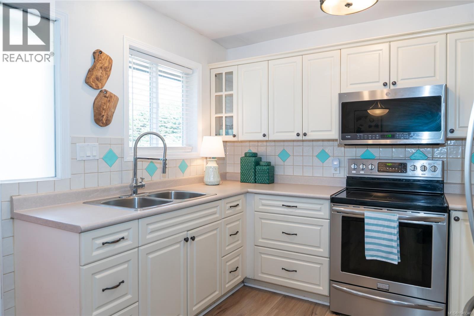 2715 Linden Lane - 9