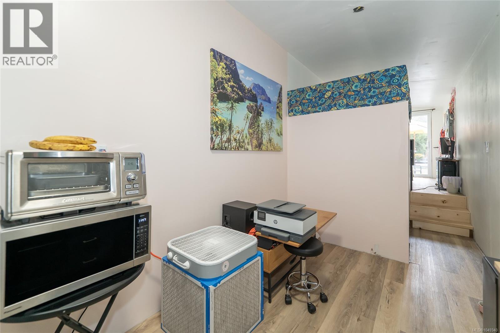 2715 Linden Lane - Image 54