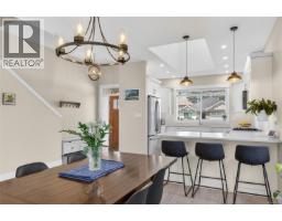 Kitchen - 2538 Branch Ave, Courtenay, BC V9N9J9 Photo 11