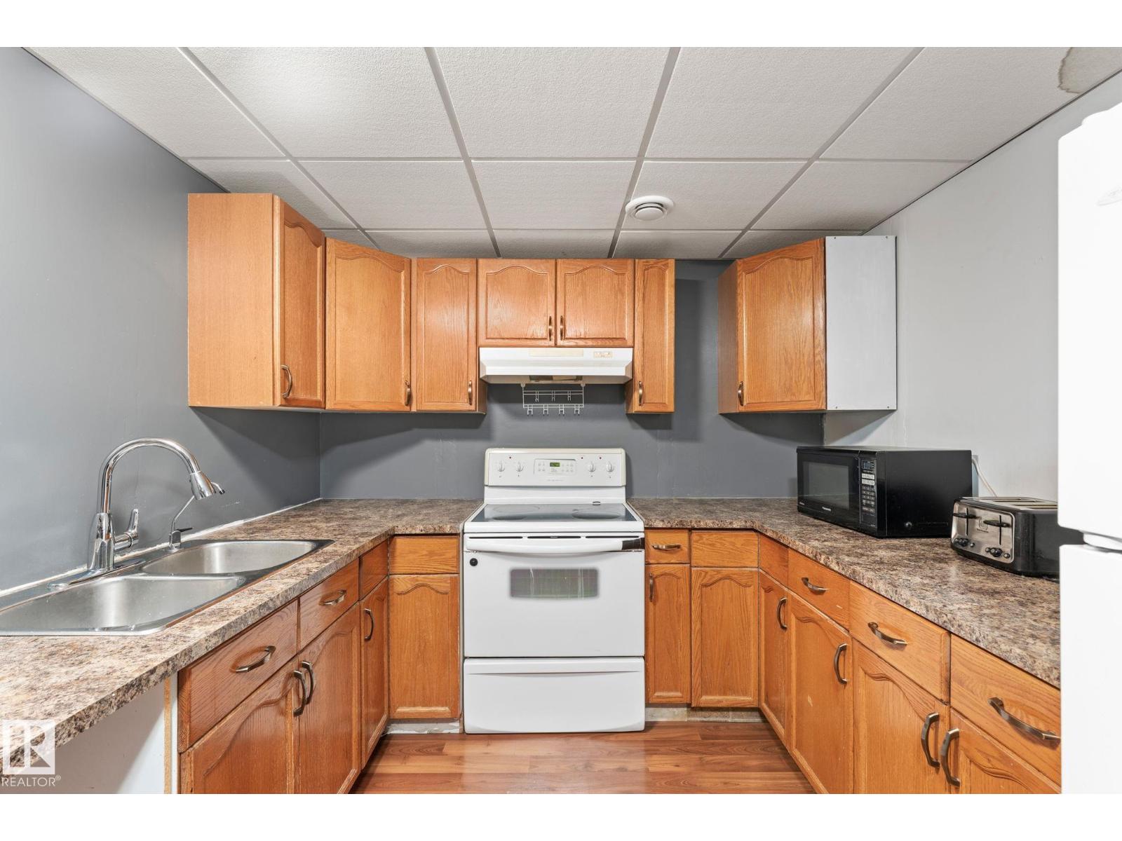 17607 91 ST NW - Image 29