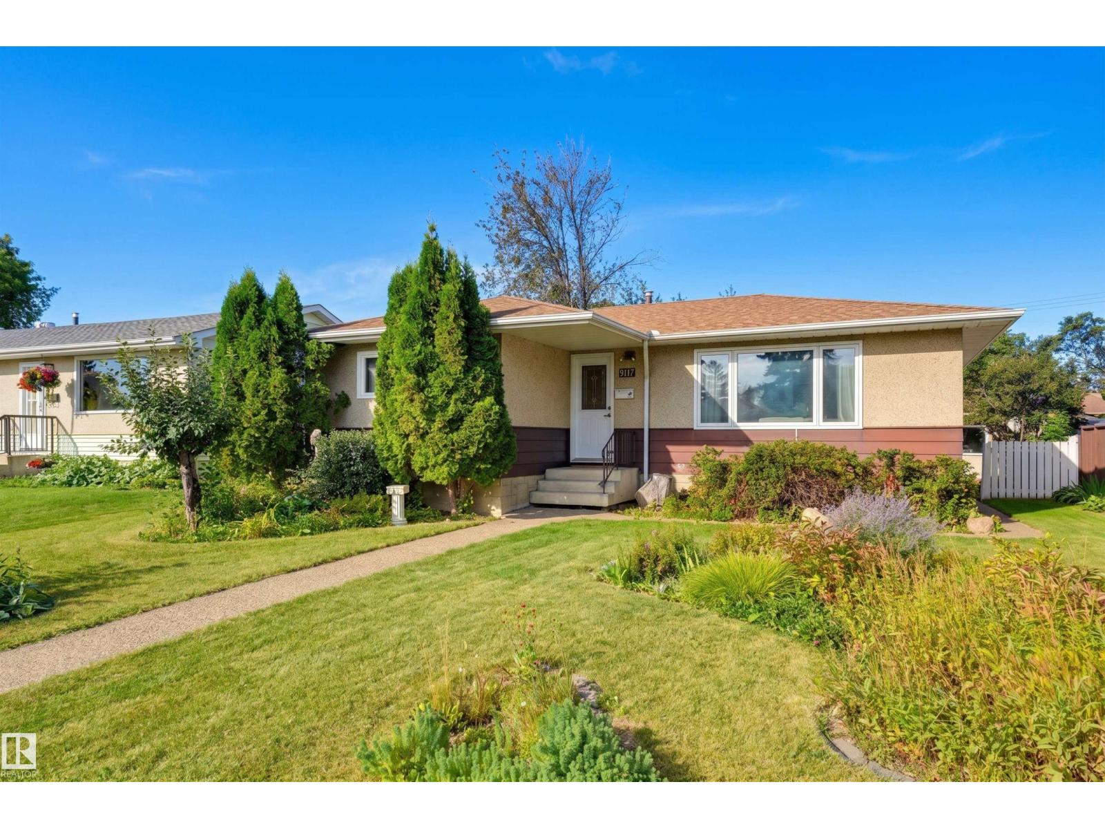 9112 167 ST NW - 1
