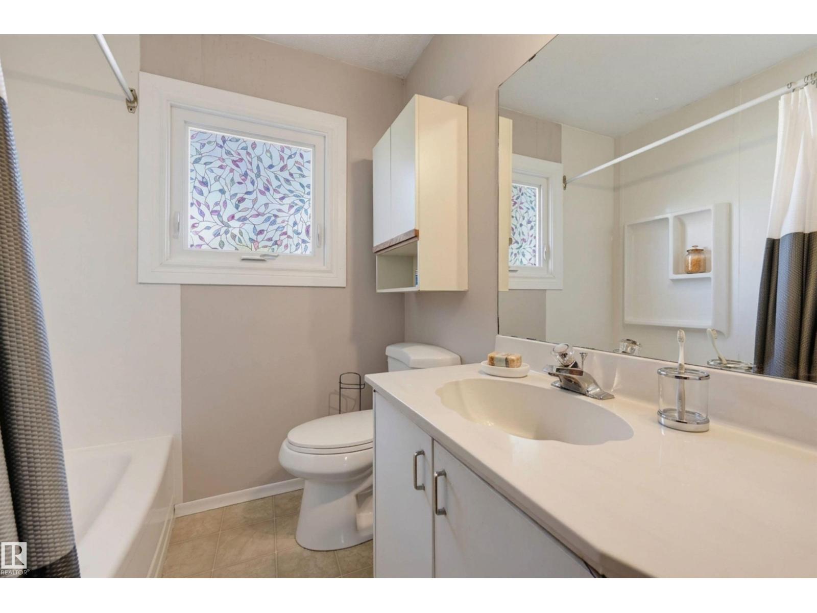 9112 167 ST NW - 25