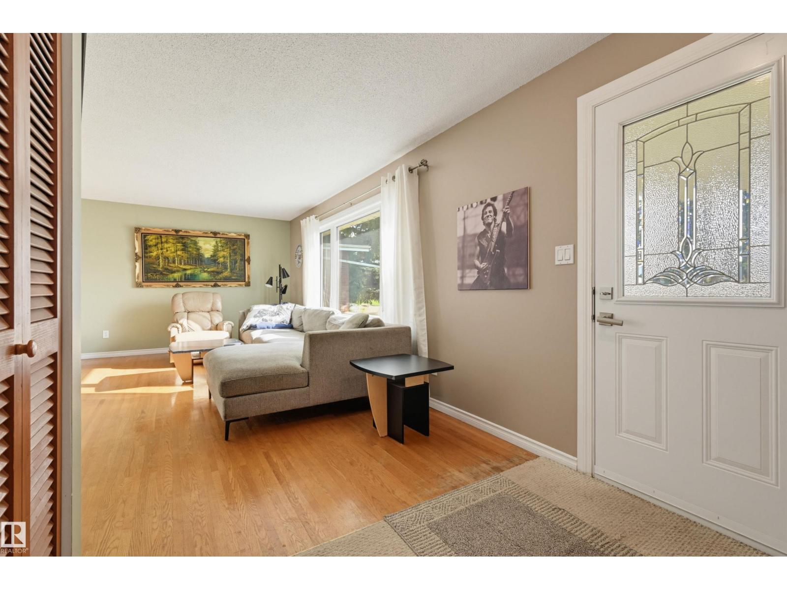 9112 167 ST NW - 3