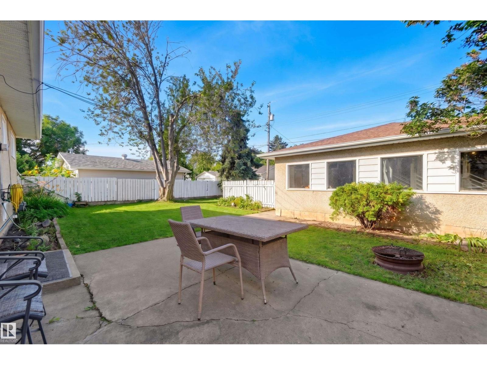 9112 167 ST NW - 38