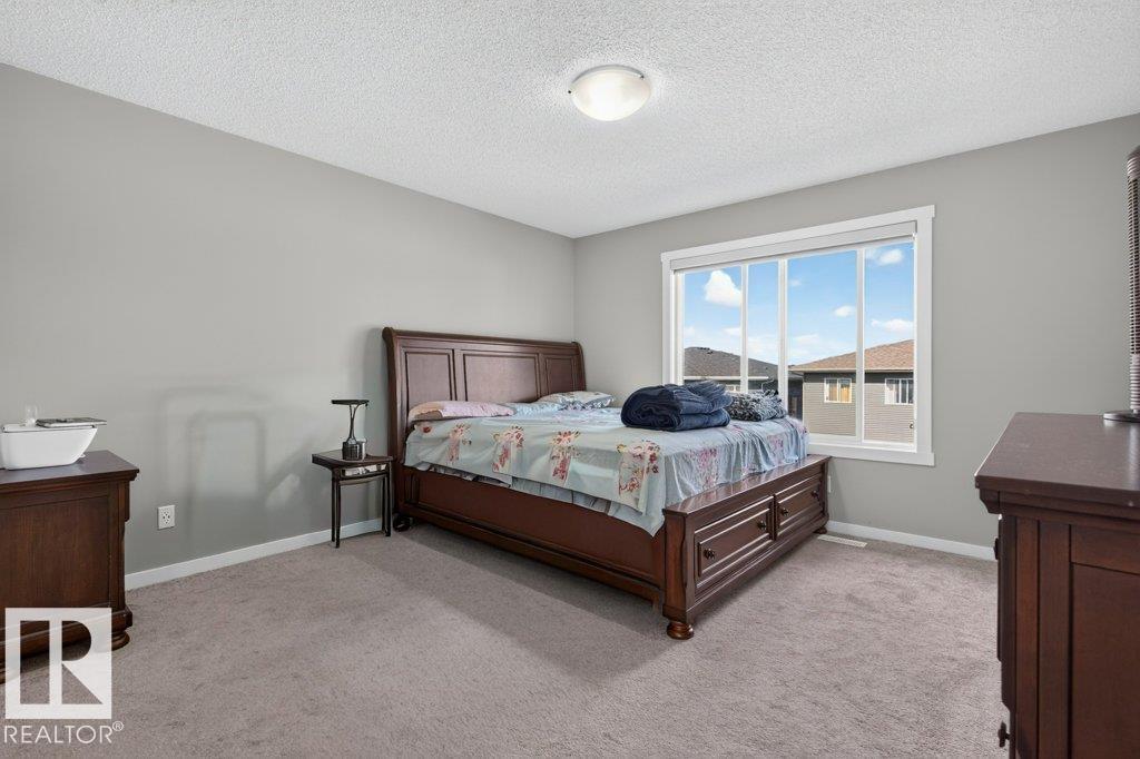 9316 PEAR LI SW - 24