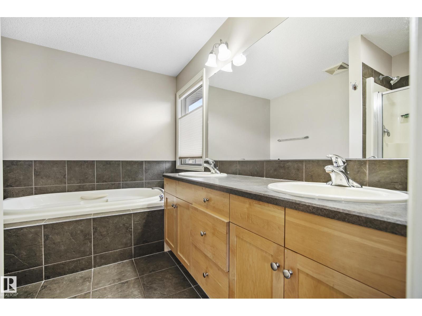65 SUMMERCOURT TC - Image 38