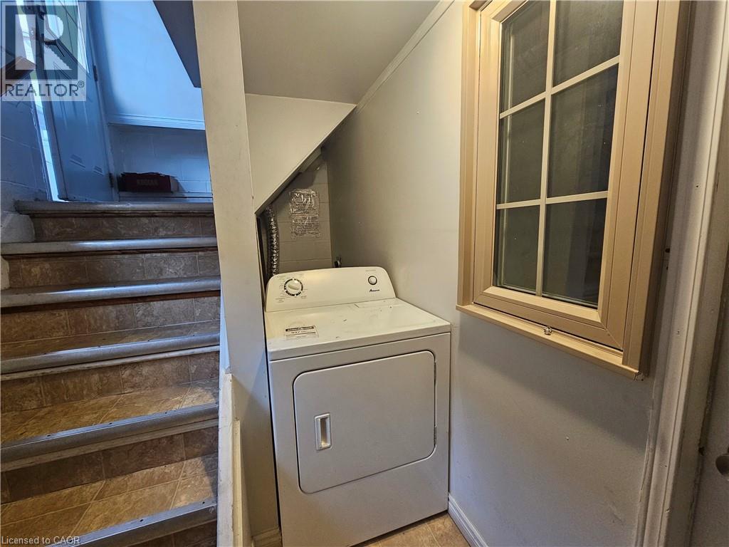 49 SELKIRK Avenue Unit# bsmt, Hamilton — photo 2