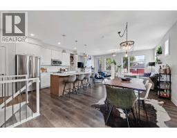 2, 1936 25A Street SW - photo 1