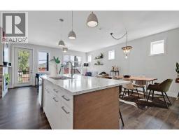 2, 1936 25A Street SW - photo 5