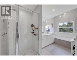 2, 1936 25a Street Sw, Calgary, AB T3E1Y5 Photo 17