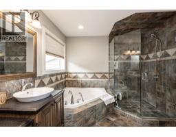 3510 Gates Road, West Kelowna, BC V4T1A2 Photo 24